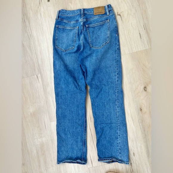 Aritzia Denim Forum, size 28. Relaxed fit - Picture 4 of 4